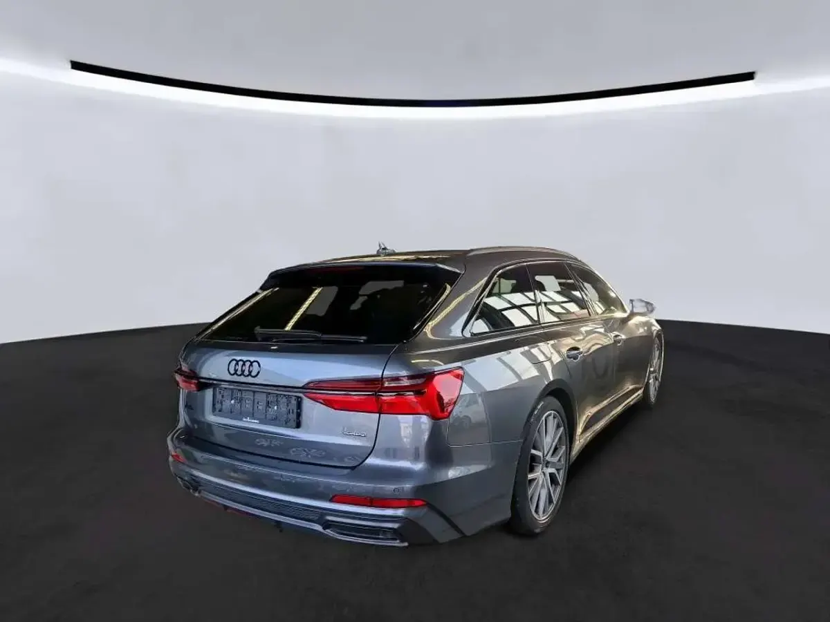 Gebraucht Audi A6 S-Line 265 PS (194 kW) 2022 Grau Kombi