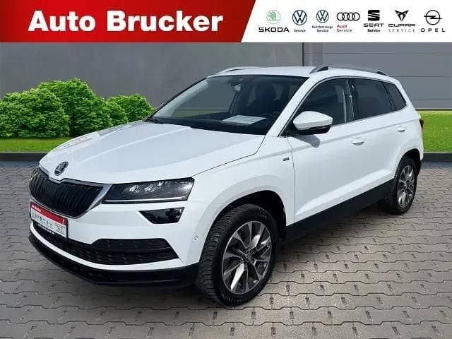 Weiss Gebraucht 2021 Skoda Karoq Ambition SUV | 28.770 € (Fairer Preis) - Bild 1/4