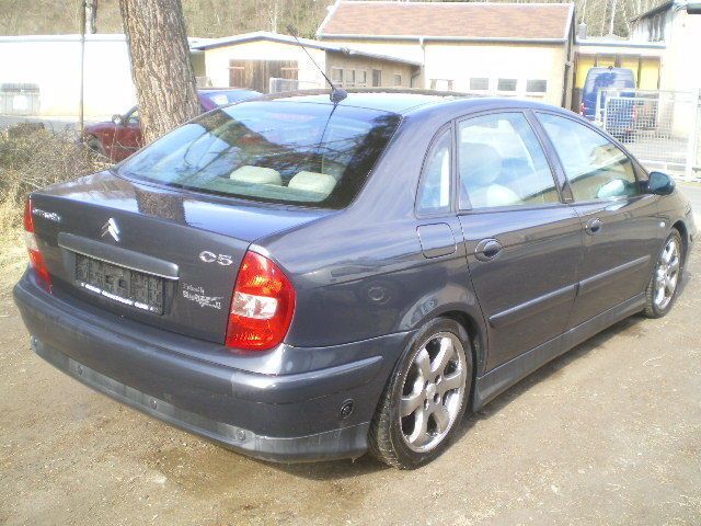 Gebraucht Citroën C5 Exclusive 207 PS (152 kW) 2001 Grau metallic Limousine