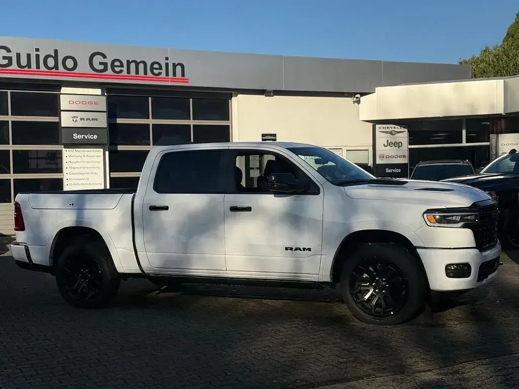 Neu Dodge Ram Limited 540 PS (397 kW) 2025 Bright white Pickup