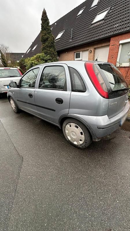 Gebraucht Opel Corsa 75 PS (55 kW) 2004 Andere farben Kleinwagen