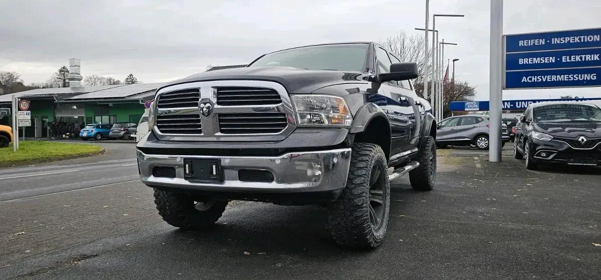 Gebraucht Dodge Ram 401 PS (294 kW) 2015 Schwarz Pickup