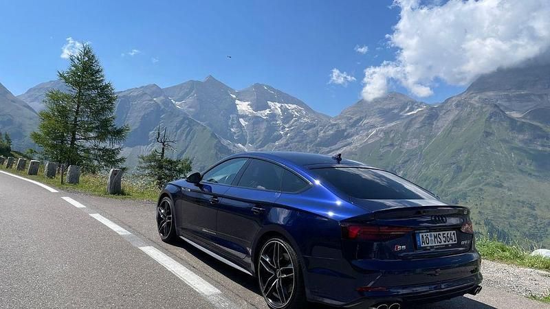 Gebraucht Audi S5 Sportback Ambiente 450 PS (330 kW) 2017 Blau Kleinwagen