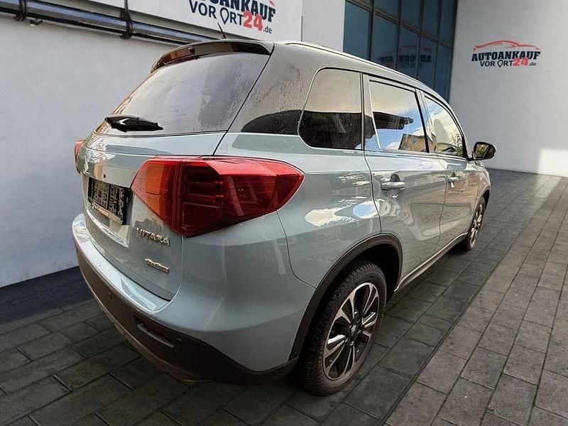 Gebraucht Suzuki Vitara Comfort+ 140 PS (102 kW) 2019 Blau SUV