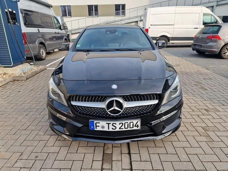 Gebraucht Mercedes CLA220 AMG line 177 PS (130 kW) 2015 Schwarz Limousine