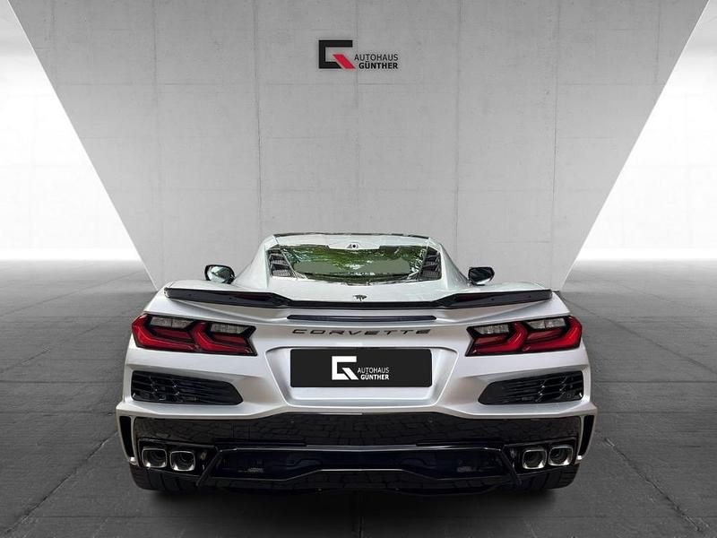 Nowe Corvette C8 643 KM (472 kW) 2026 Srebrny Coupe