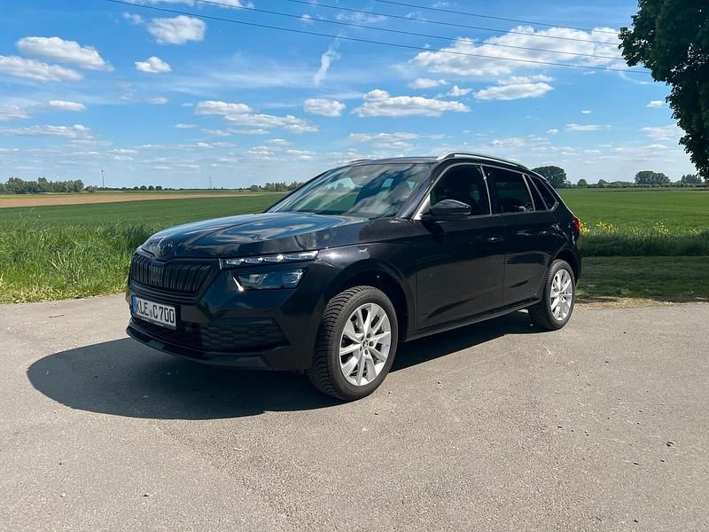 Schwarz Gebraucht 2020 Skoda Kamiq Style SUV | 16.200 € (Guter Preis) - Bild 1/4