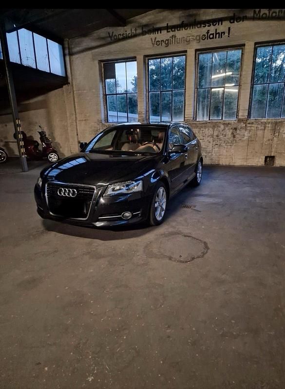 Second-hand Audi A3 S-Line 125 CP (91 kW) 2012 Negru Hatchback