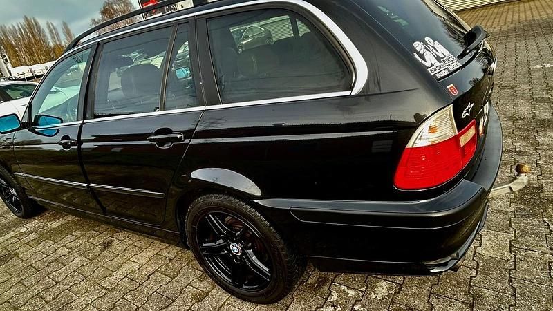 Gebraucht BMW 325 192 PS (141 kW) 2003 Schwarz Kombi