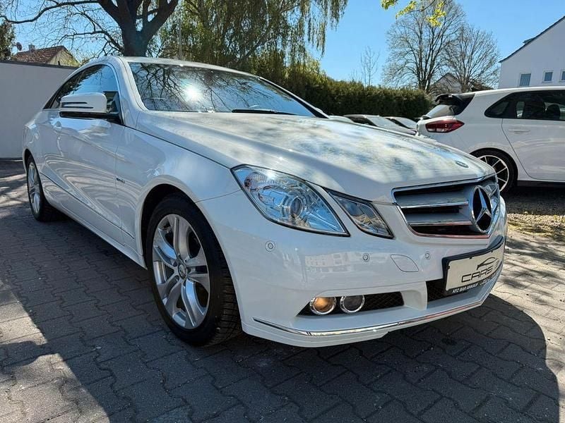 Second-hand Mercedes E200 184 CP (135 kW) 2010 Alb Coupe