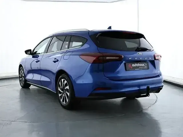 Gebraucht Ford Focus Titanium X 125 PS (91 kW) 2023 Blau Kombi