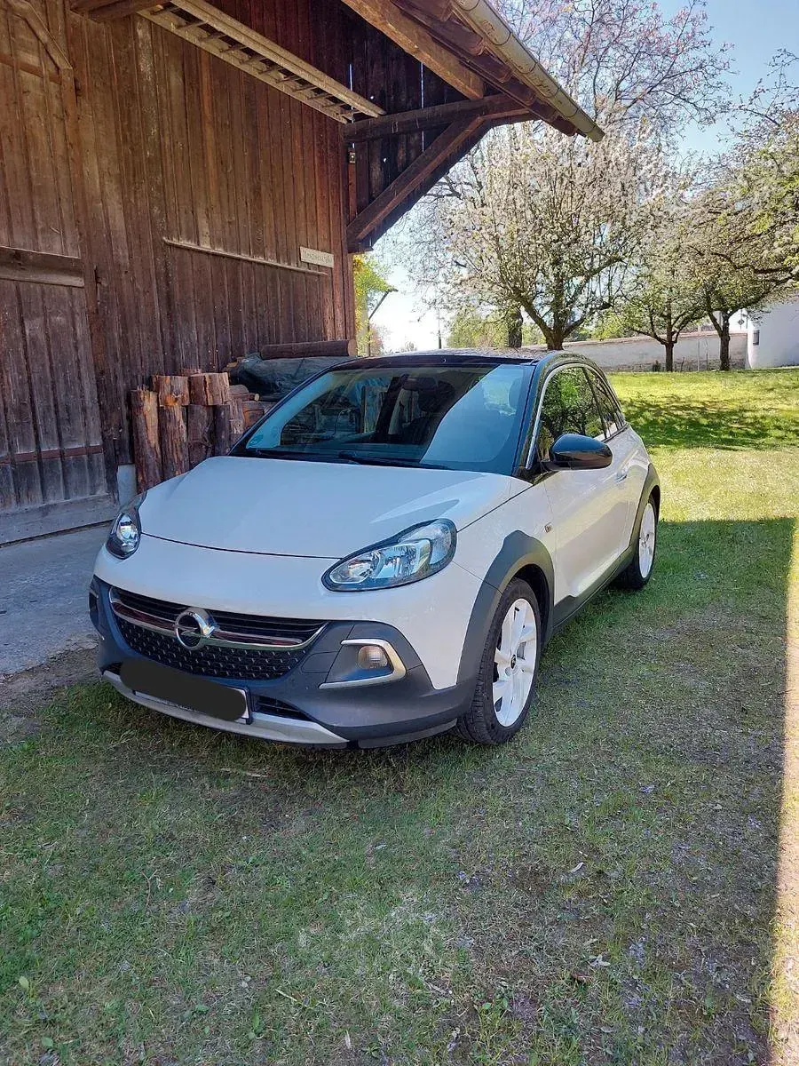 Gebraucht Opel Adam Rocks Rocks 101 PS (74 kW) 2015 Weiß Kleinwagen