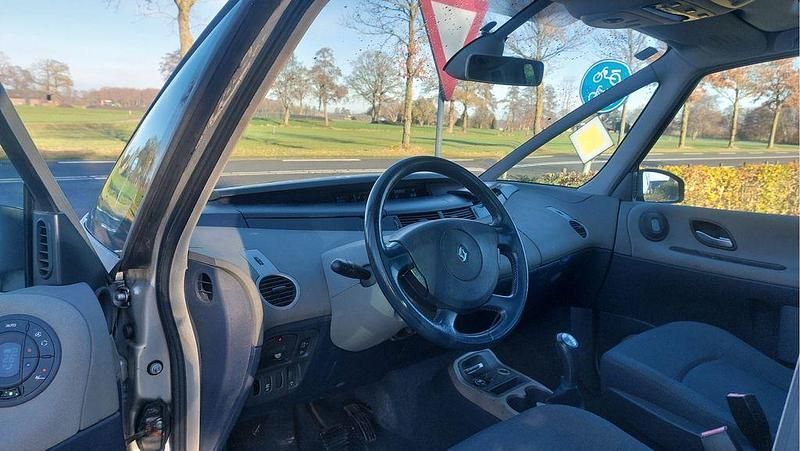 Gebraucht Renault Espace Expression 170 PS (125 kW) 2005 Grau Van / Kleinbus