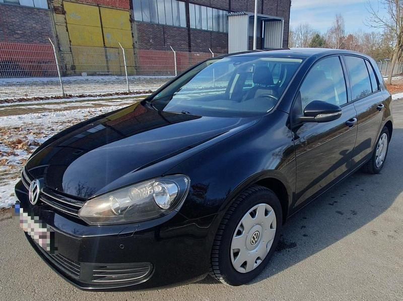 Gebraucht VW Golf VI S 105 PS (77 kW) 2011 Schwarz Kleinwagen