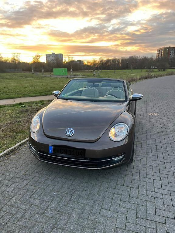 Gebraucht VW Beetle S 105 PS (77 kW) 2013 Braun Kleinwagen