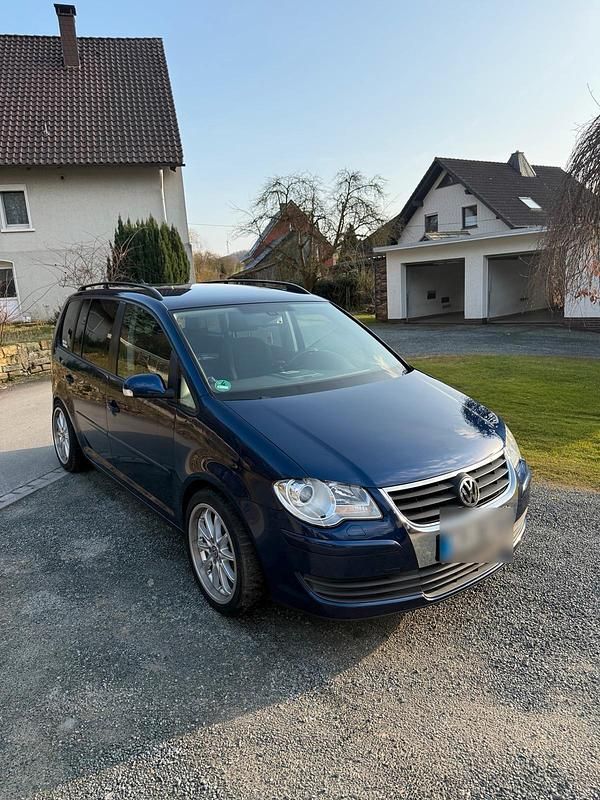 Gebraucht VW Touran 105 PS (77 kW) 2008 Blau Van / Kleinbus