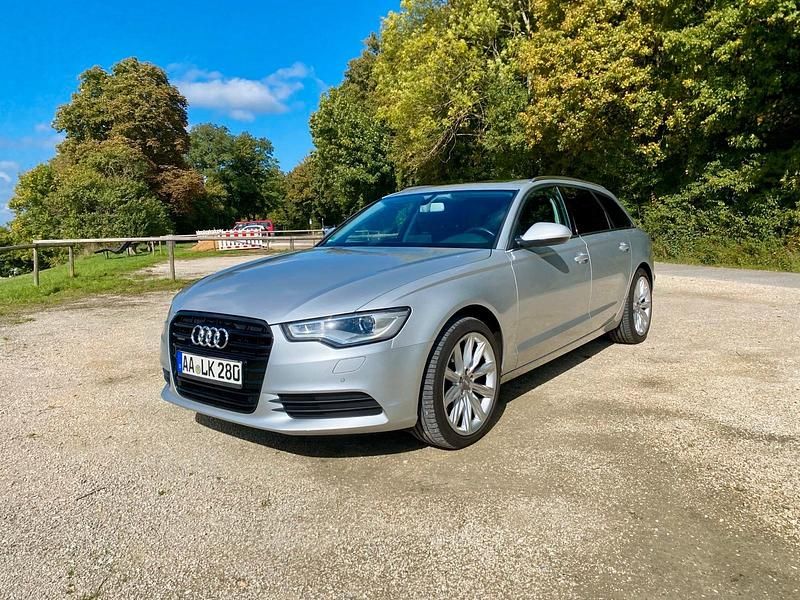 Silber Gebraucht 2011 Audi A6 Comfort Kombi | 9.200 € (Fairer Preis) - Bild 1/4