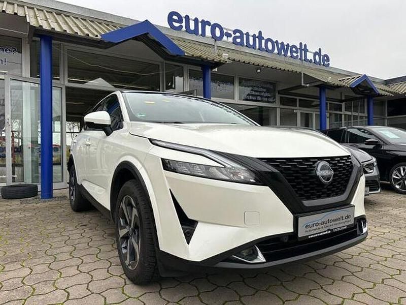 Weiß Gebraucht 2022 Nissan Qashqai N-Connecta SUV | 21.690 € (Fairer Preis) - Bild 1/4