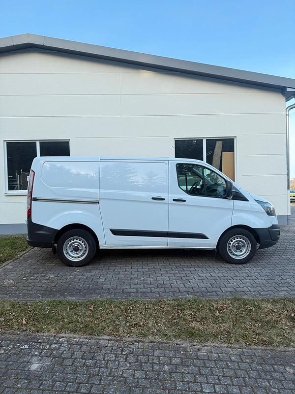 Gebraucht Ford Transit Custom 125 PS (91 kW) 2013 Weiß Van / Kleinbus