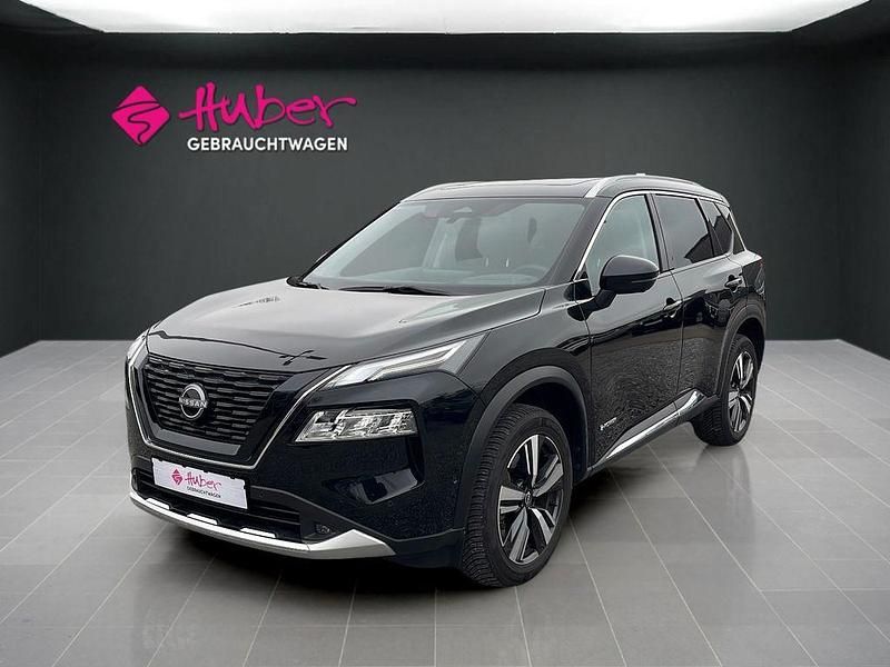 Diamant black metallic (metallic) Gebraucht 2023 Nissan X-Trail Tekna SUV | 34.390 € (Fairer Preis) - Bild 1/4