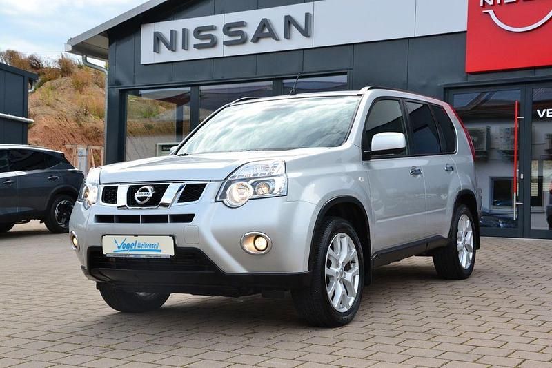 Silber Gebraucht 2014 Nissan X-Trail I-Way SUV | 19.890 € - Bild 1/4