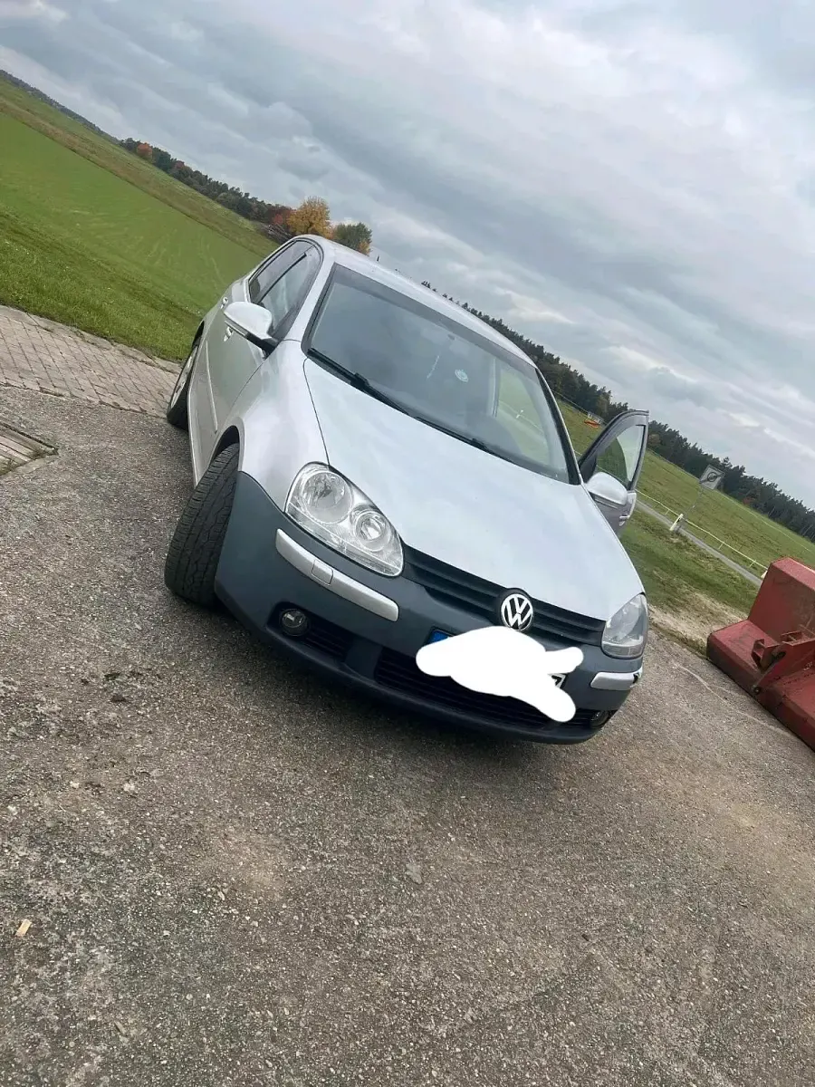 Gebraucht VW Golf V 105 PS (77 kW) 2007 Silber Limousine