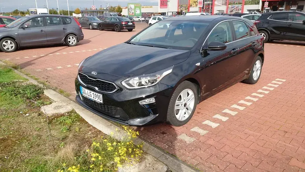 Occasion Kia Ceed Vision 140 ch (102 kW) 2018 Noir Citadine