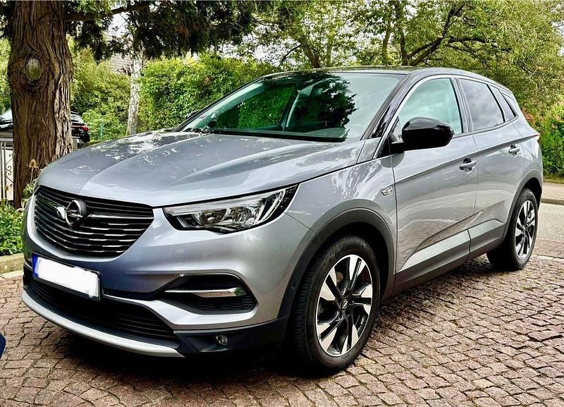 Grau Gebraucht 2020 Opel Grandland X Design Edition SUV | 16.500 € (Guter Preis) - Bild 1/4