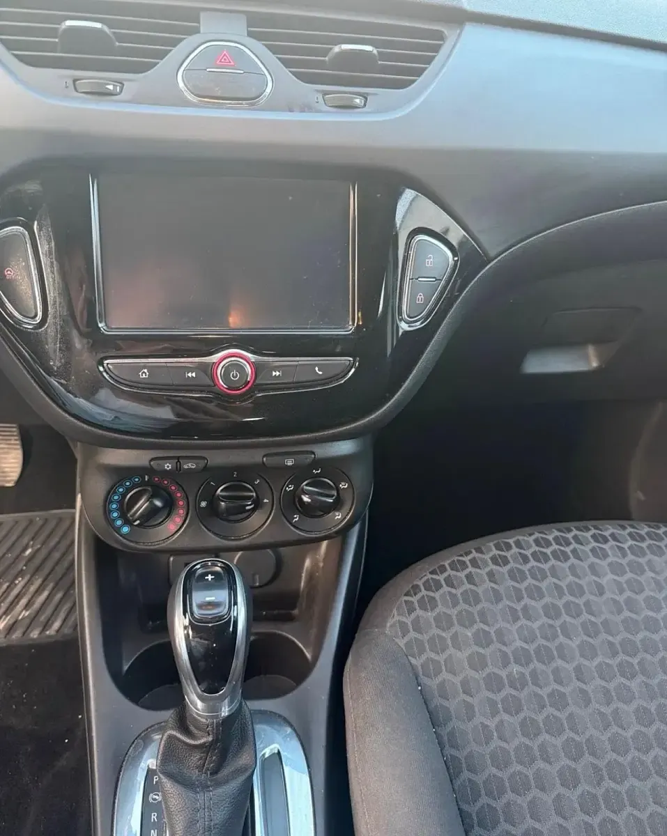 Używany Opel Corsa 90 KM (66 kW) 2018 Hatchback