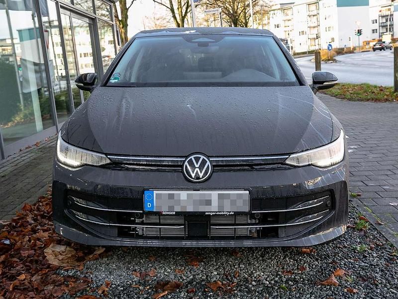 Gebraucht VW Golf VIII 116 PS (85 kW) 2025 Uranograu Limousine