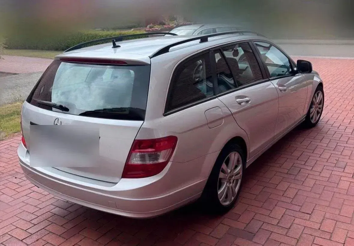 Gebraucht Mercedes C180 Classic 156 PS (114 kW) 2007 Silber Kombi