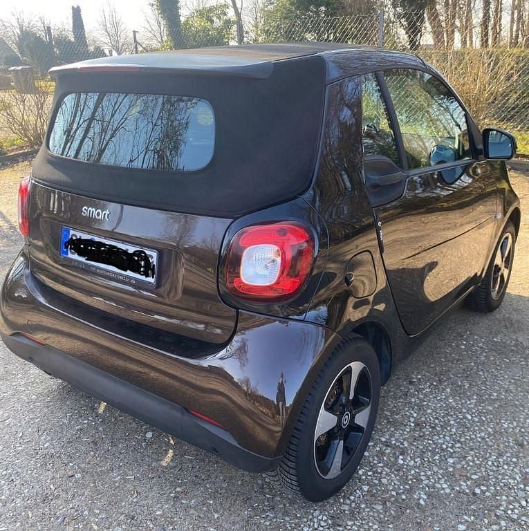 Gebraucht Smart ForTwo Cabrio 71 PS (52 kW) 2019 Braun Cabrio