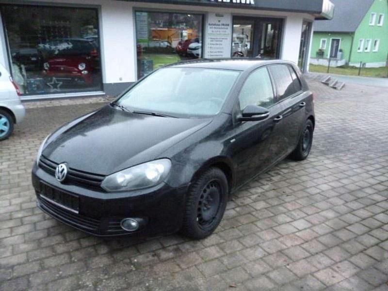 Deep black perleffekt Gebraucht 2012 VW Golf VII Match Kleinwagen | 5.980 € (Superpreis) - Bild 1/4