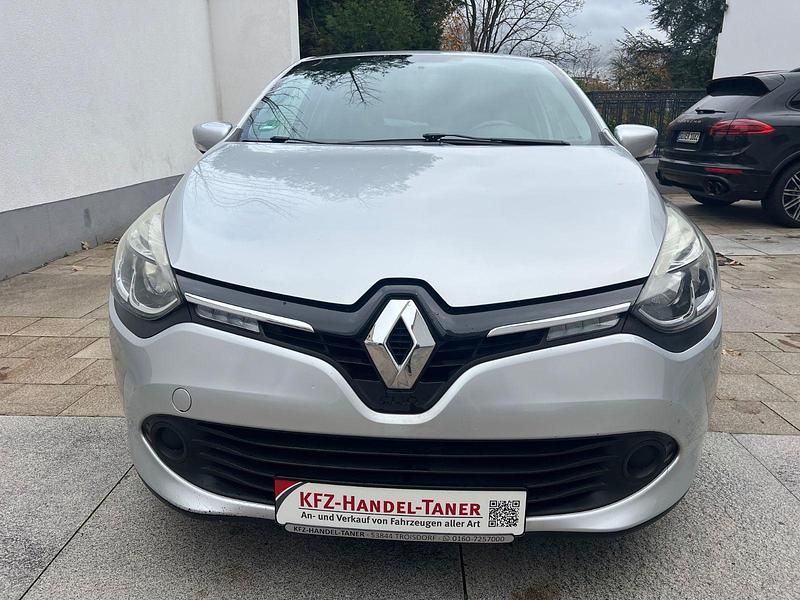 Gebraucht Renault Clio IV 75 PS (55 kW) 2016 Silber Kleinwagen