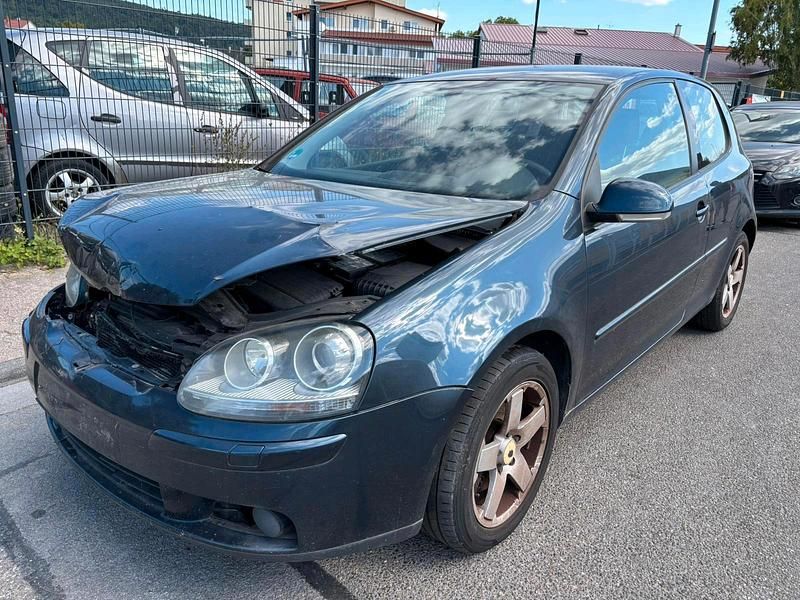 Gebraucht 2005 VW Golf V Limousine | 550 € (Superpreis) - Bild 1/4
