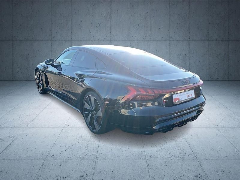Gebraucht Audi e-tron GT quattro Sport 439 kW (598 PS) 2023 Mythosschwarz metallic (metallic) Limousine