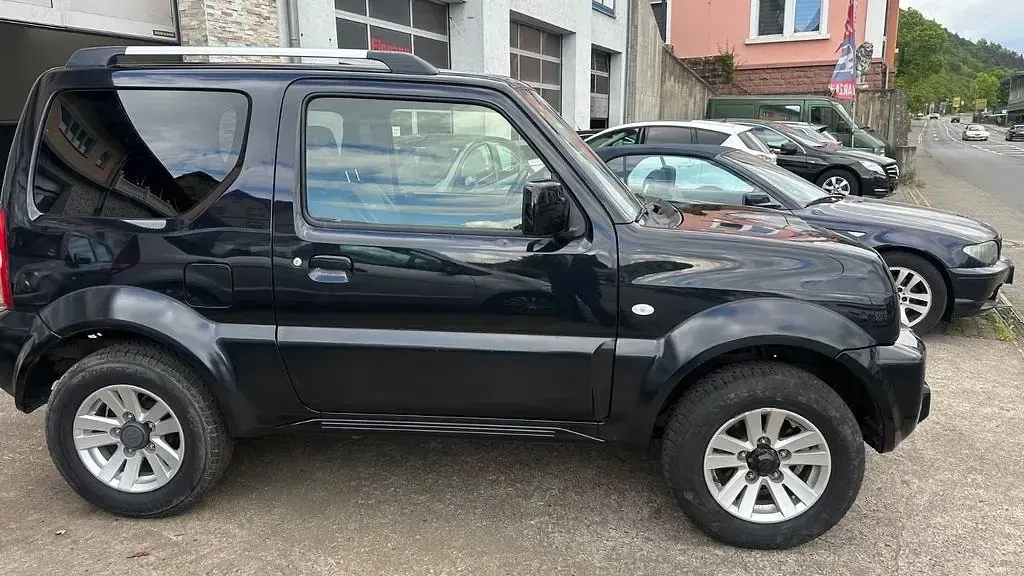Gebraucht Suzuki Jimny Style 86 PS (63 kW) 2012 Grau SUV