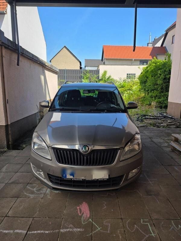 Gebraucht 2012 Skoda Fabia Ambition Kombi | 1.000 € (Superpreis) - Bild 1/4