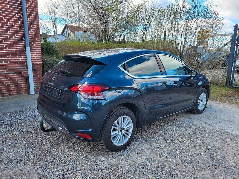 Gebraucht DS Automobiles DS4 111 PS (81 kW) 2012 Blau Limousine