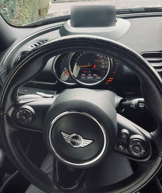 Gebraucht Mini Cooper D 150 PS (110 kW) 2016 Schwarz Kleinwagen