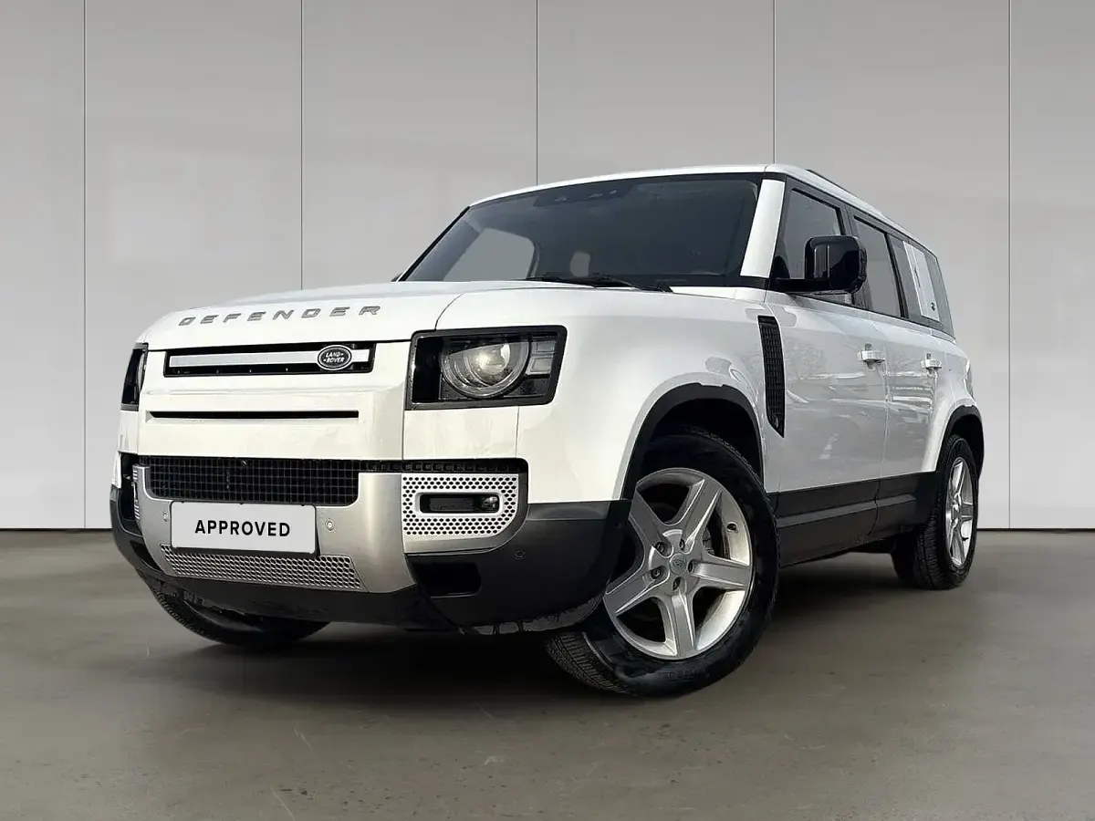 Gebraucht Land Rover Defender SE 252 PS (185 kW) 2024 Fuji white SUV