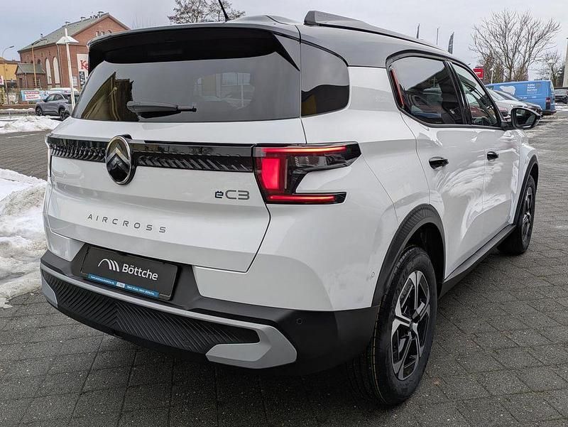 Neu Citroën e-C3 Aircross 83 kW (113 PS) 2026 Lack weiss banquise/typ spiegel flach standard SUV