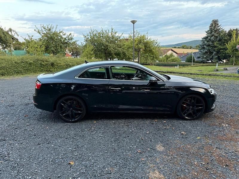 Gebraucht Audi A5 Design 190 PS (139 kW) 2017 Schwarz Coupé