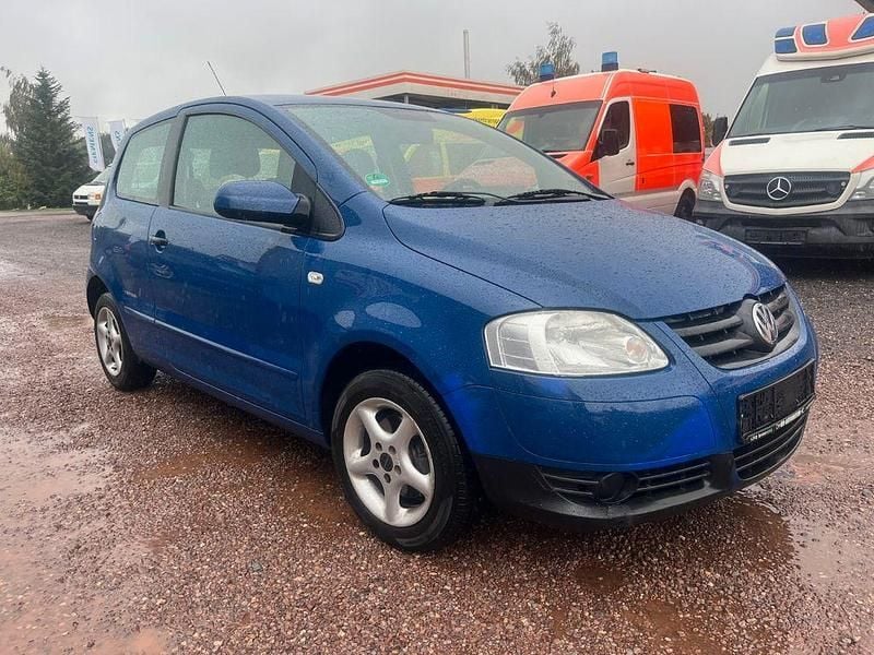 Blau Gebraucht 2009 VW Fox Refresh Kleinwagen | 1.600 € (Guter Preis) - Bild 1/4