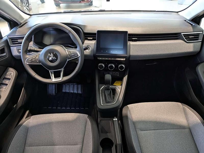 Neu Mitsubishi L Plus 143 PS (105 kW) 2025 Achatgrau Kleinwagen