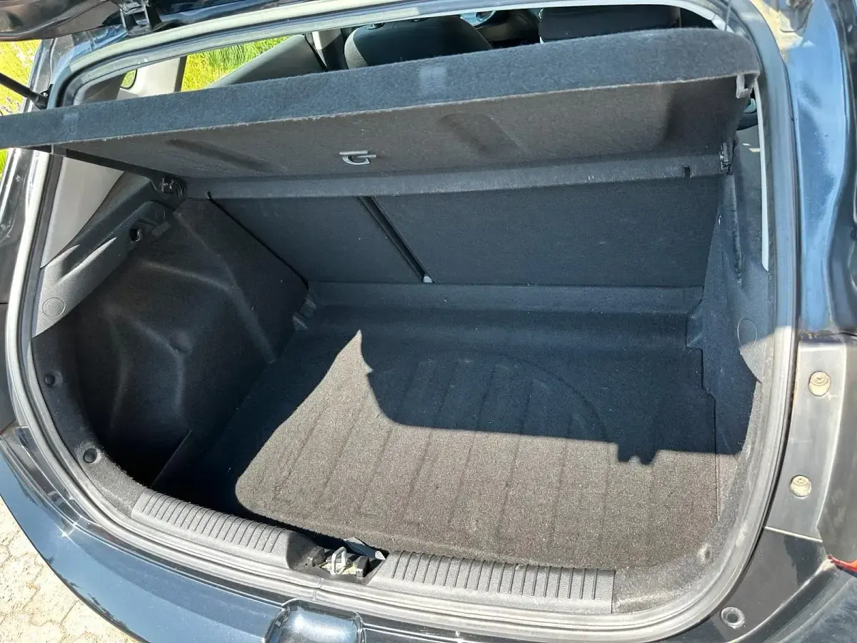 Gebraucht Kia Ceed 100 PS (73 kW) 2016 Schwarz Kleinwagen