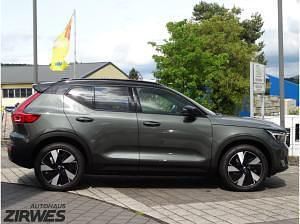 Neu Volvo EX40 Plus 185 kW (252 PS) 2026 Grau (forest lake / metallic) SUV