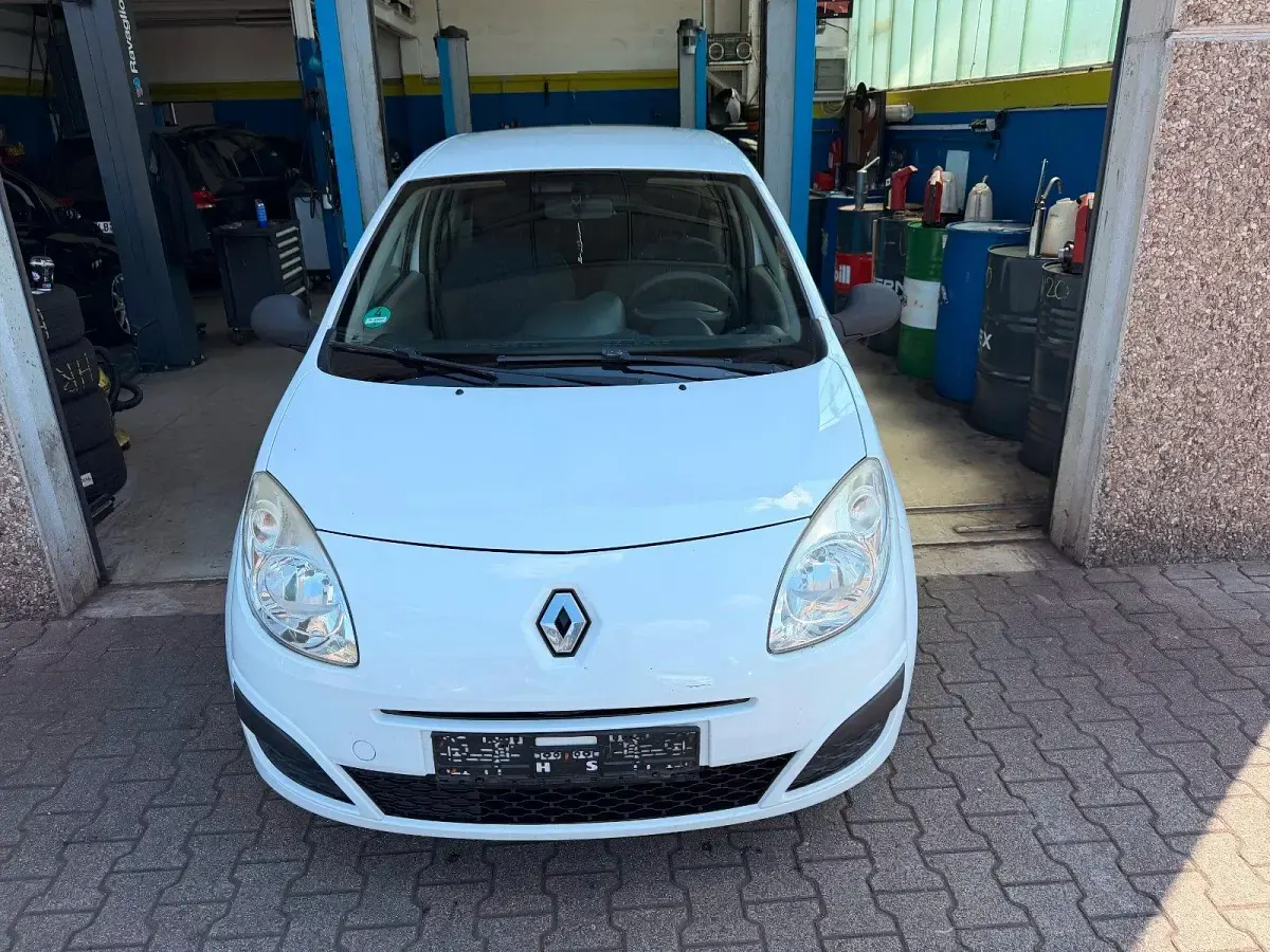 Gebraucht Renault Twingo 58 PS (42 kW) 2009 Weiß Kleinwagen