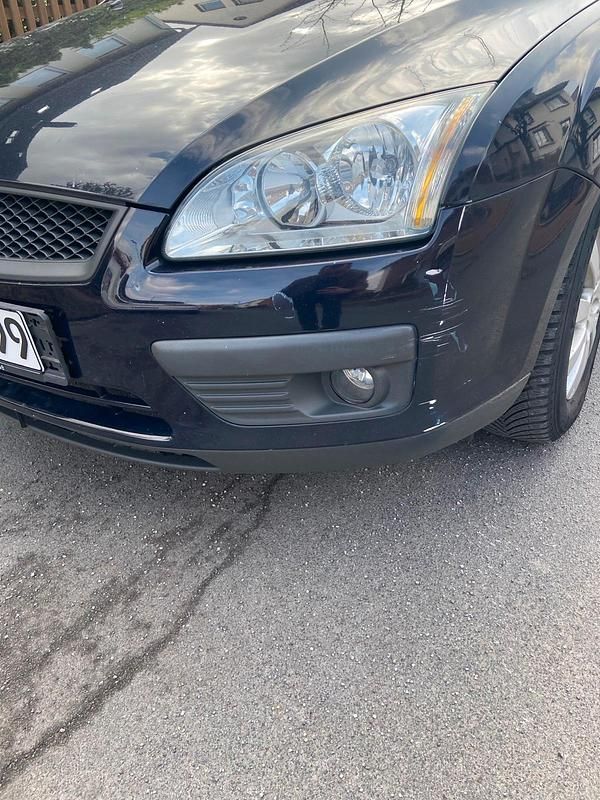 Gebraucht Ford Focus 100 PS (73 kW) 2007 Blau Kombi