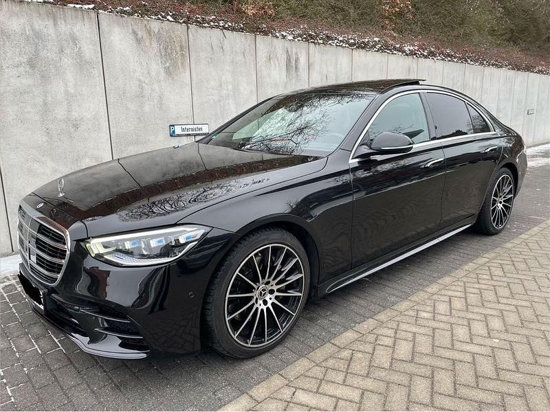 Schwarz Gebraucht 2021 Mercedes S350 AMG line Limousine | 69.950 € - Bild 1/4